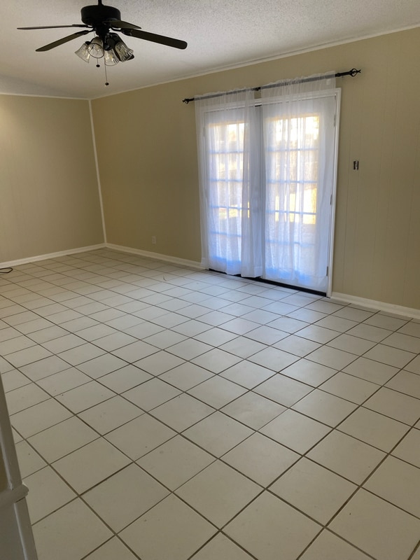 2709 Shawn Dr in Denison, TX - Foto de edificio - Building Photo