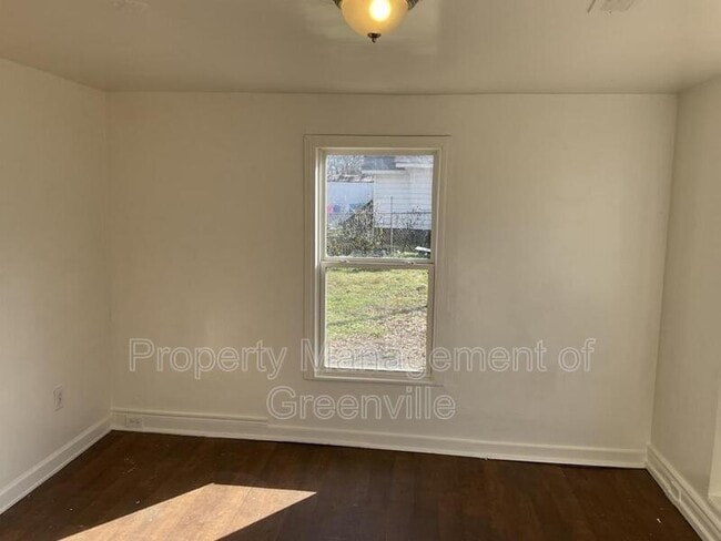 10 Savannah St in Greenville, SC - Building Photo - Building Photo