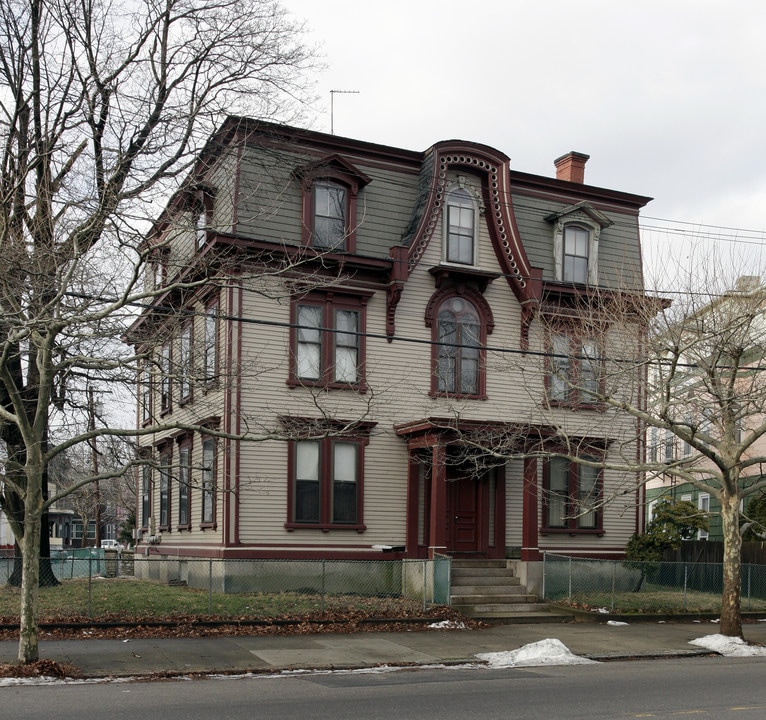 25 Parade St in Providence, RI - Building Photo
