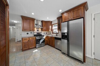 1515 Highland Ave in Glendale Heights, IL - Building Photo - Building Photo