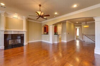 566 Rockingham Dr in Irving, TX - Building Photo - Building Photo