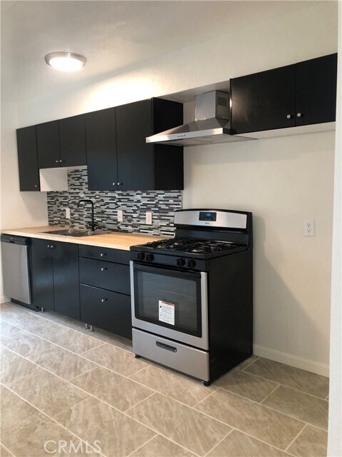 property at 136 W Saginaw Way