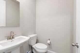16147 Sapphire Crst Dr in Conroe, TX - Building Photo - Building Photo