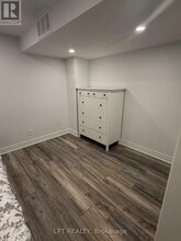 10 Kinloch Ct in Ajax, ON - Building Photo - Building Photo