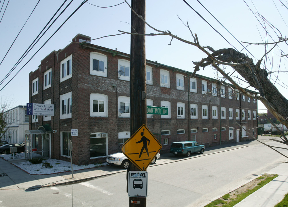 Dartmouth Place Mill Apartments in Pawtucket, RI - Building Photo