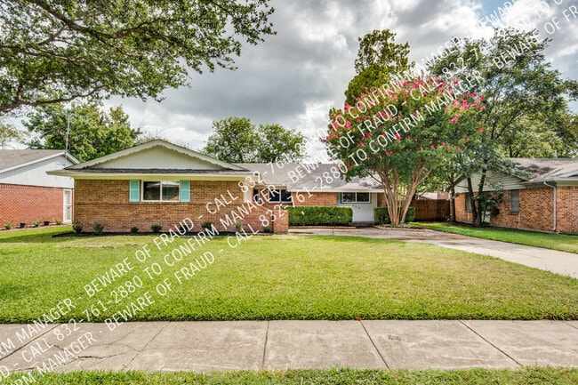 property at 525 Salem Dr