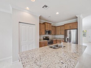 7091 Limestone Cay Rd in Jupiter, FL - Building Photo - Building Photo