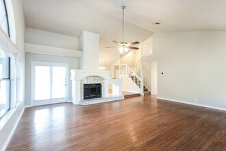 8374 Slippery Rock in San Antonio, TX - Building Photo - Building Photo