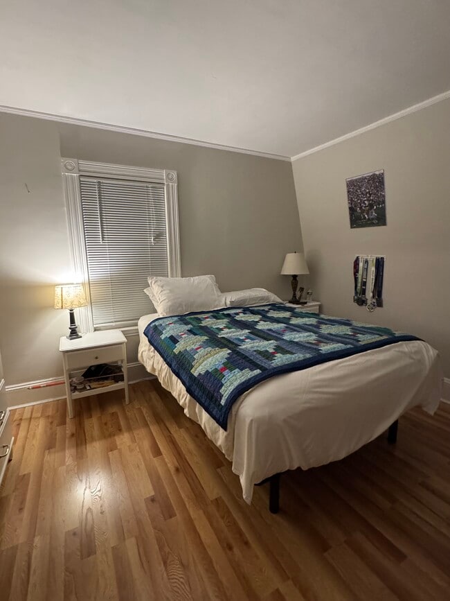 204 Bridge St, Unit 2 in Beverly, MA - Building Photo - Building Photo