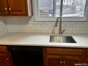 151 Wynwood Dr in Enfield, CT - Building Photo - Building Photo