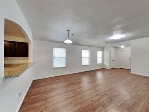 15726 Regal Trace Ln in Houston, TX - Building Photo - Building Photo
