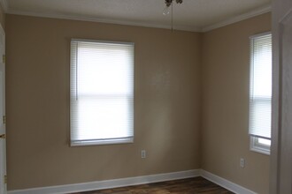 220 Jones St in New Bern, NC - Building Photo - Building Photo