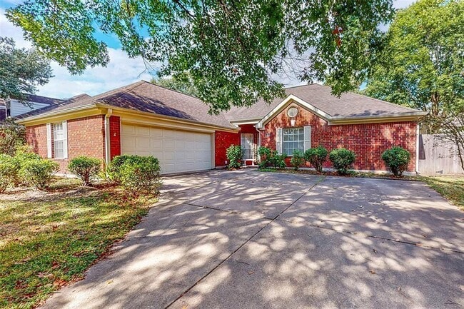 14814 Forest Trails Dr