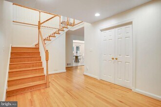 6604 Kenhill Rd in Bethesda, MD - Building Photo - Building Photo