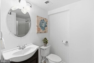 42 Monroe Ave in Pemberton Township, NJ - Building Photo - Building Photo