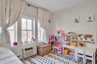 275 River St, Unit 3 in Cambridge, MA - Building Photo - Building Photo