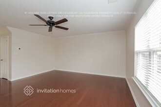 9450 Macquarie Ln in Charlotte, NC - Building Photo - Building Photo