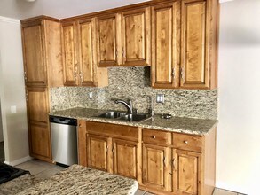 6767 N 7th St-Unit -108 in Phoenix, AZ - Building Photo - Building Photo