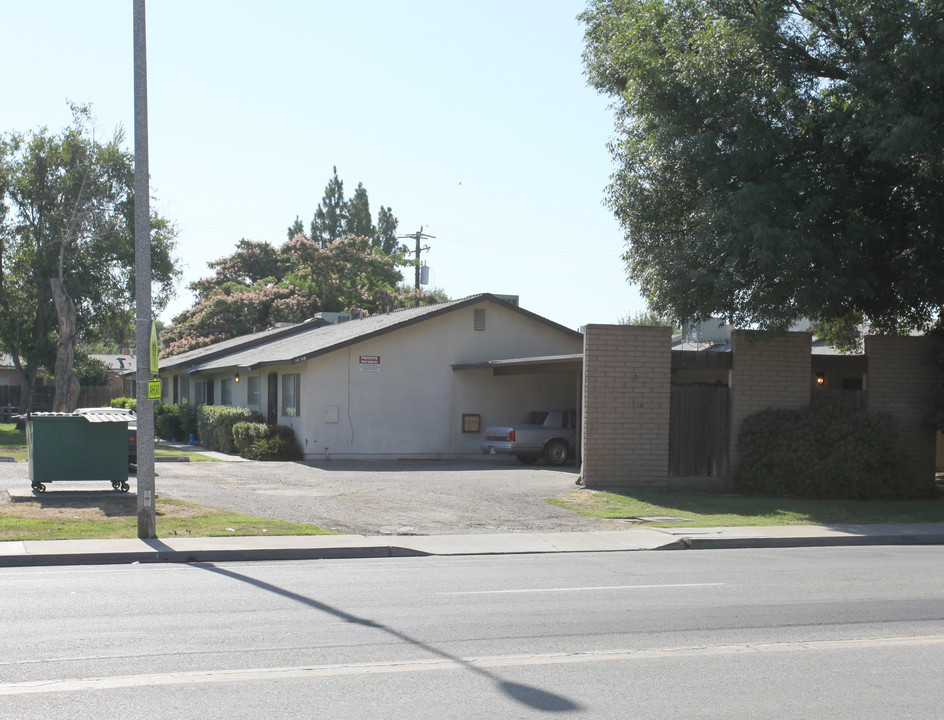 1438-1444 N Lemoore Ave in Lemoore, CA - Building Photo