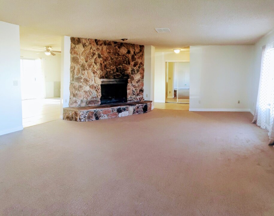 7536 Alaba Ave in Yucca Valley, CA - Building Photo