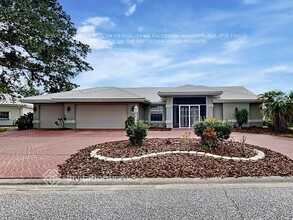 1026 Beckley Cir in Venice, FL - Foto de edificio - Building Photo