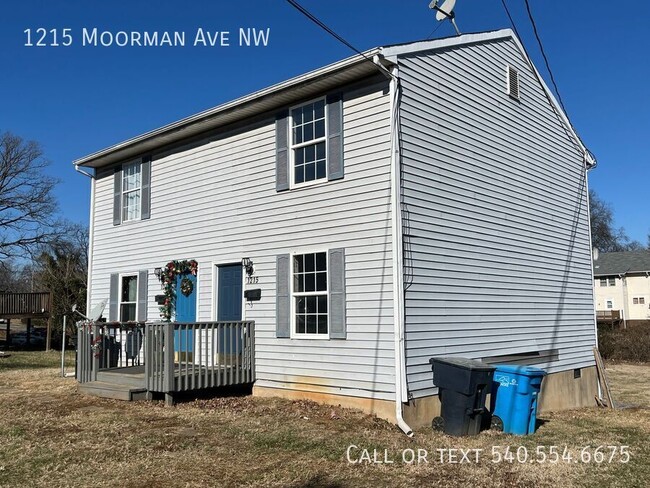 1215 Moorman Ave NW in Roanoke, VA - Building Photo - Building Photo