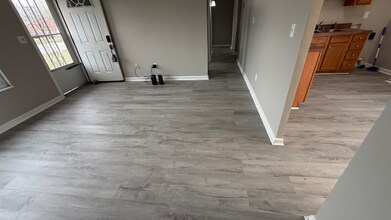 2614 Lamborne Blvd in Louisville, KY - Building Photo - Building Photo