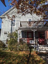 2870 Fairfield Ave in Bridgeport, CT - Building Photo