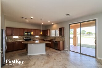 21830 E Vía Del Palo in Queen Creek, AZ - Foto de edificio - Building Photo