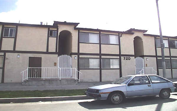 720 W. I St. in Los Angeles, CA - Building Photo