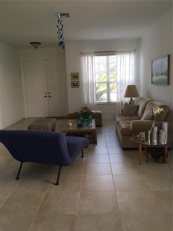 17415 SW 48th St in Miramar, FL - Building Photo - Building Photo