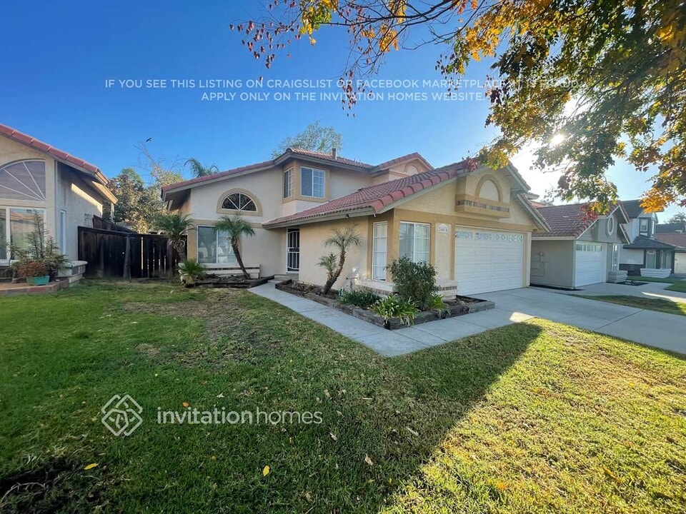 24434 Leafwood Dr in Murrieta, CA - Building Photo