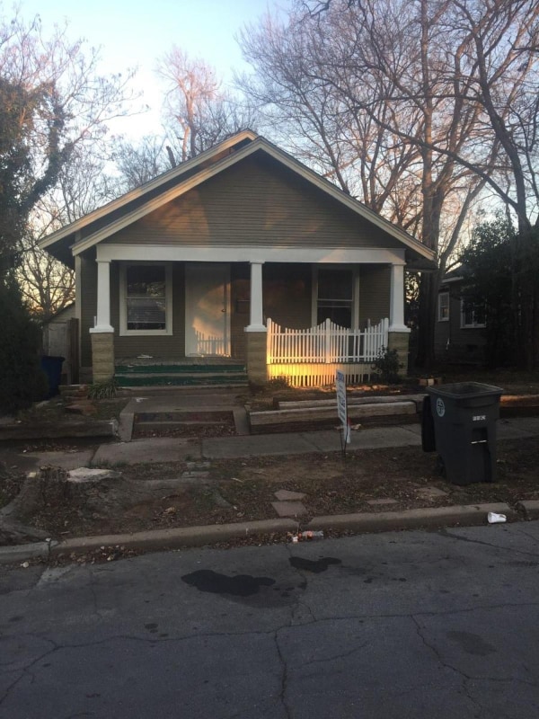 property at 1305 S Rockford Ave