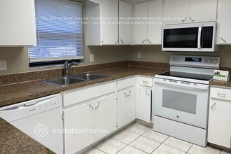 1517 Kestrel Way in Brandon, FL - Building Photo - Building Photo