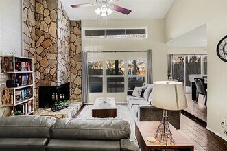 2953 Country Pl Cir in Carrollton, TX - Building Photo - Building Photo