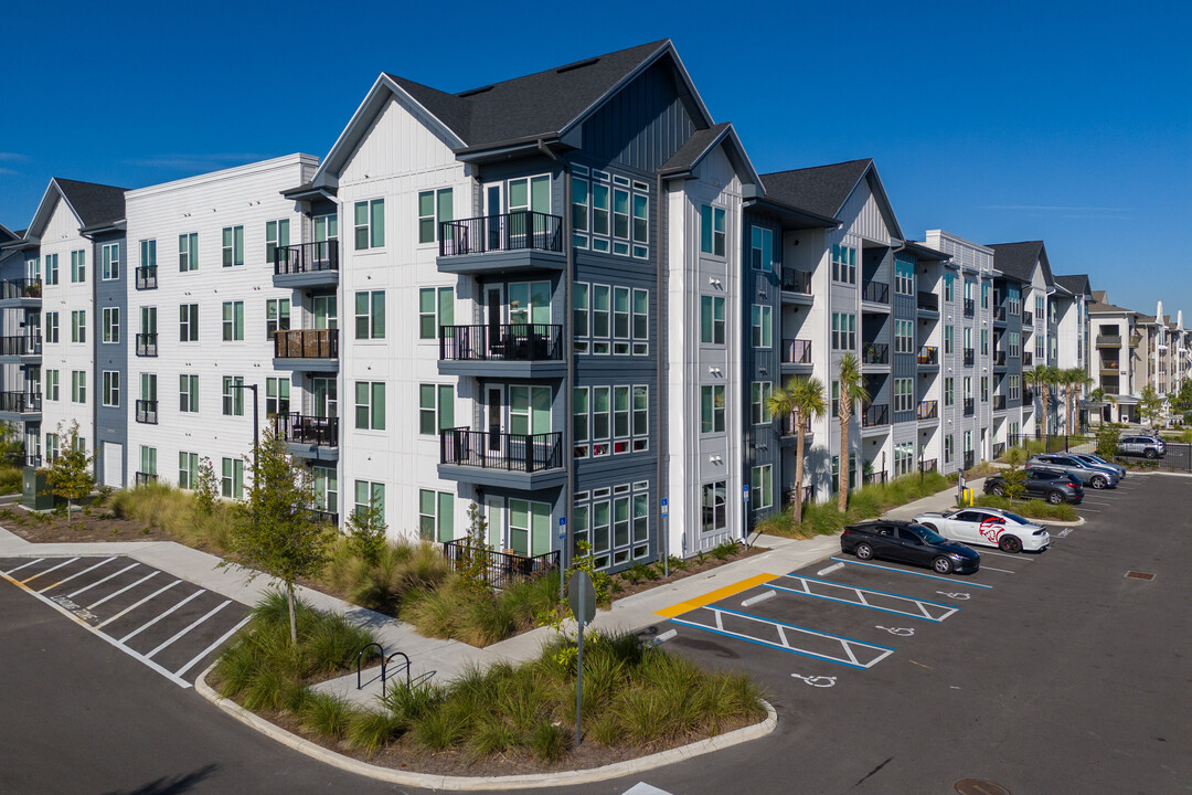 Eastborough San Marco in Jacksonville, FL - Foto de edificio