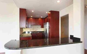 1701 Hermann Dr in Houston, TX - Building Photo - Building Photo
