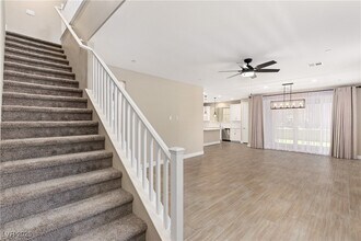 109 Orchestral Ln in Henderson, NV - Building Photo - Building Photo