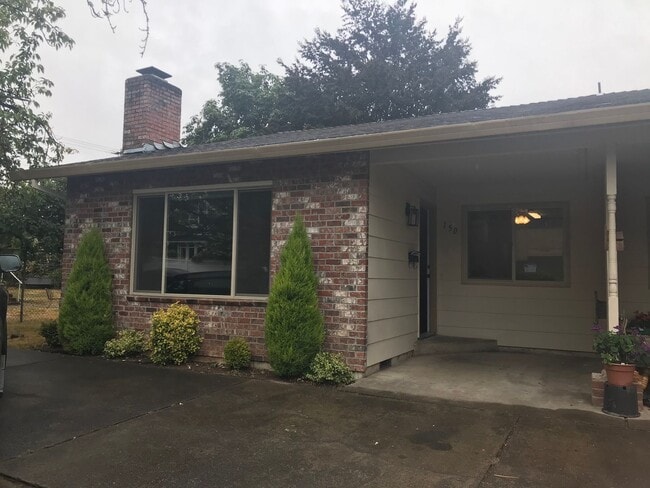 150-152 SE 3rd Ave in Canby, OR - Building Photo - Building Photo