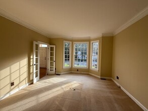 3003 Honor Ct in Jamestown, NC - Building Photo - Building Photo