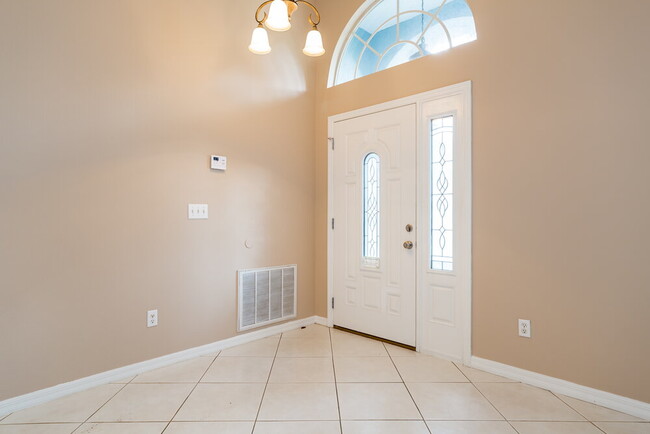 1254 Countrywind Dr in Apopka, FL - Foto de edificio - Building Photo