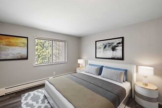 Town & Country Apartments in Wixom, MI - Building Photo - Building Photo