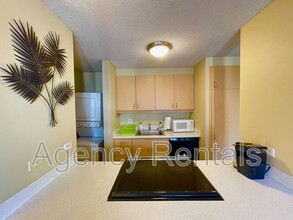 1778 Ala Moana Blvd in Honolulu, HI - Building Photo - Building Photo