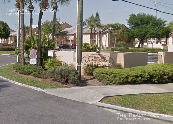 5226 Via Hacienda Cir-Unit -#114 in Orlando, FL - Building Photo