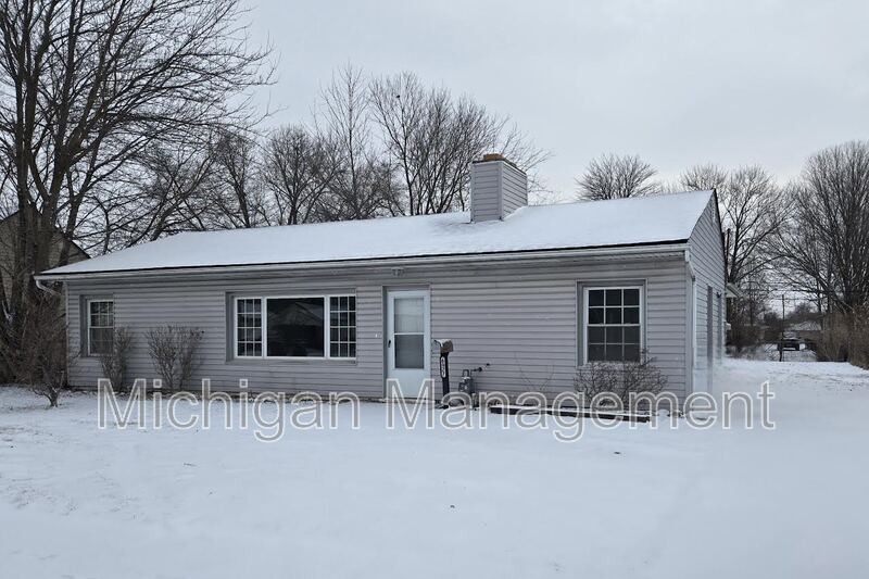 6927 Janet St in Taylor, MI - Building Photo