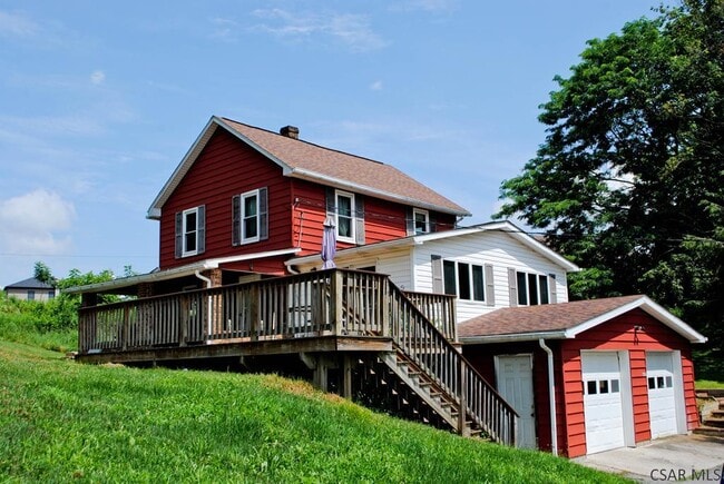 property at 658 Plummer Rd