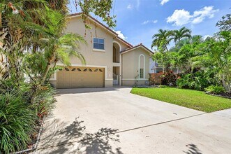 6331 NW 58th Way in Parkland, FL - Building Photo - Building Photo