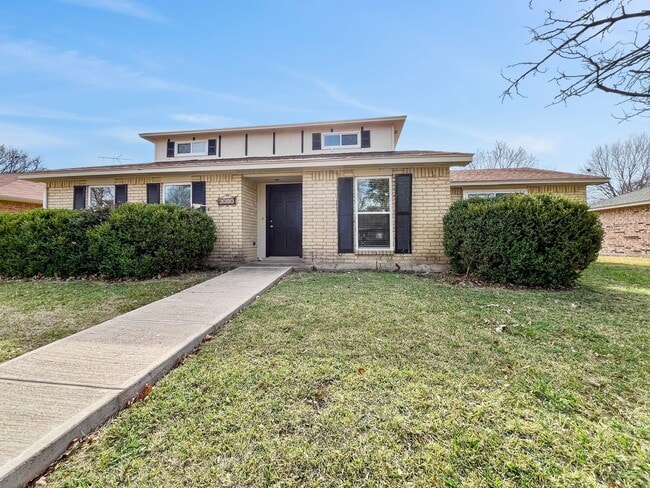 property at 8906 Doliver Dr