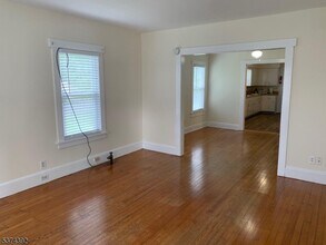 33 Lincoln Pl in Waldwick, NJ - Building Photo - Building Photo
