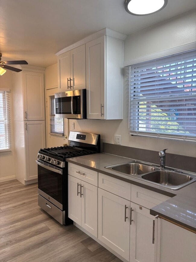 1605-1607 N Verdugo Rd in Glendale, CA - Building Photo - Building Photo